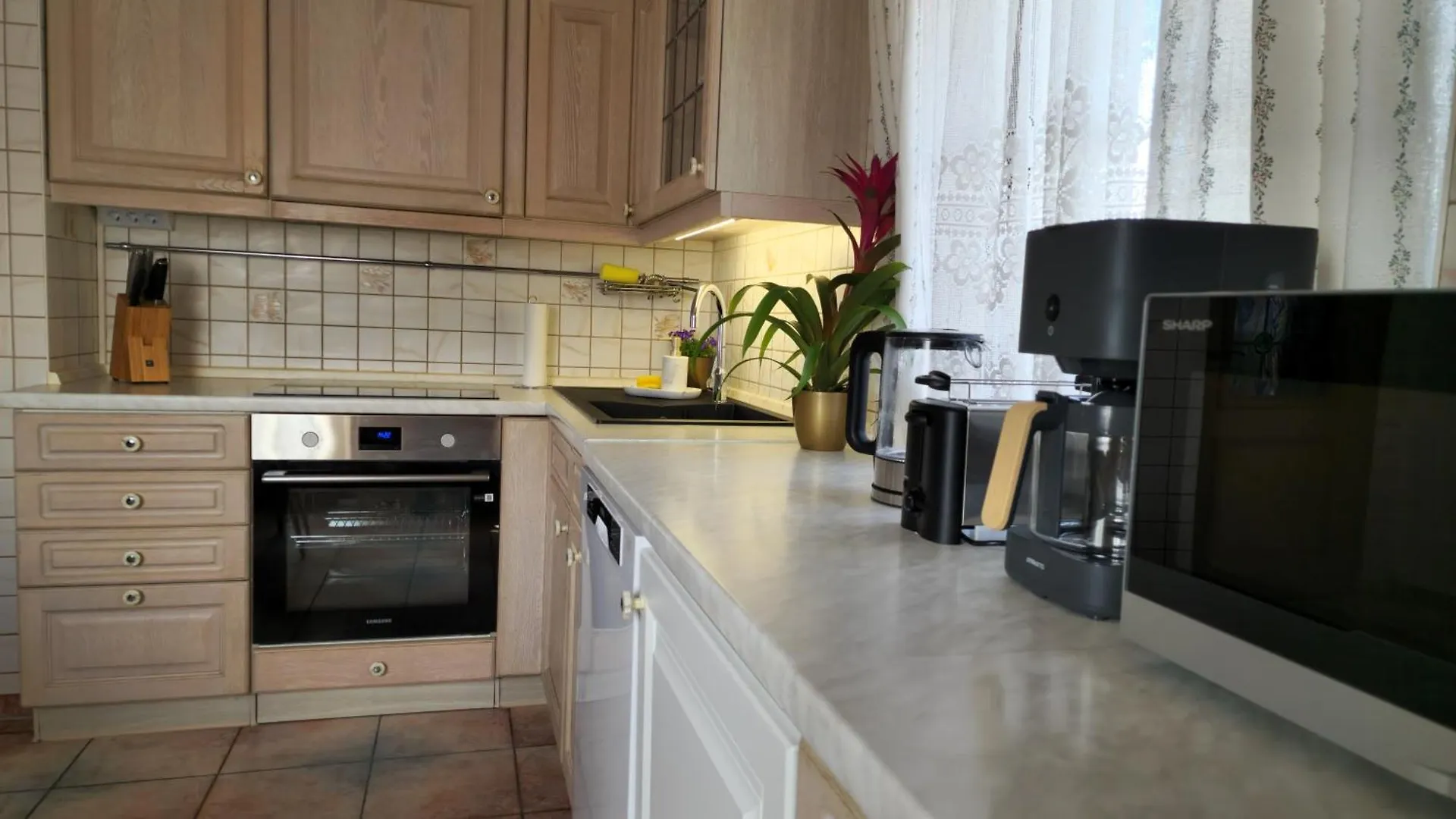 Rinch Hill Apartment Regen